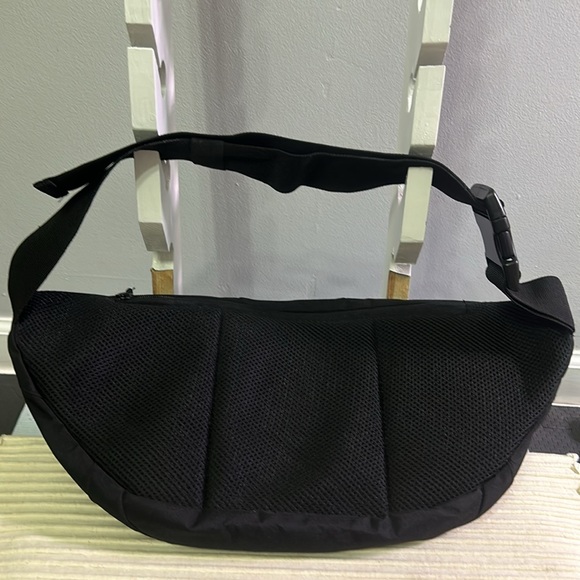LIVE LARGE (LVLG) CROSSBODY BAG - Picture 4 of 9